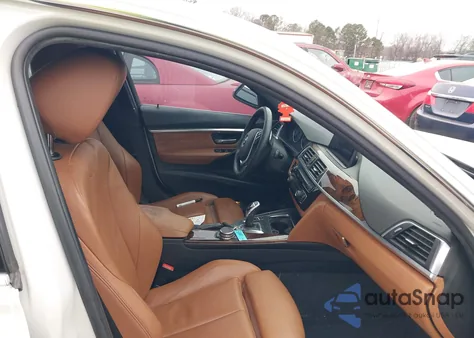 2016 BMW 3 Series из США, поврежденный, VIN WBA8E9G57GNT44767